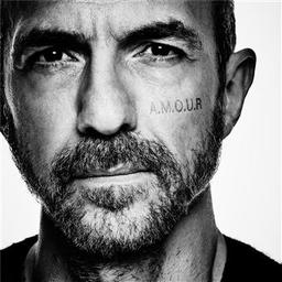 A.M.O.U.R / Calogero, comp., chant & guit. basse | Calogero (1971-....). Compositeur